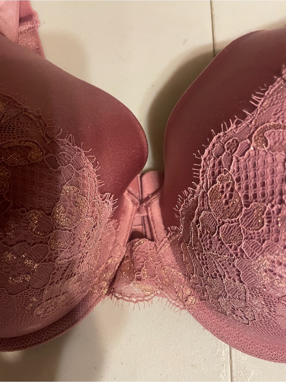 Ambrielle Everyday Lace-Trim Padded Bra in mauve full figure size 42C - Picture 2 of 5